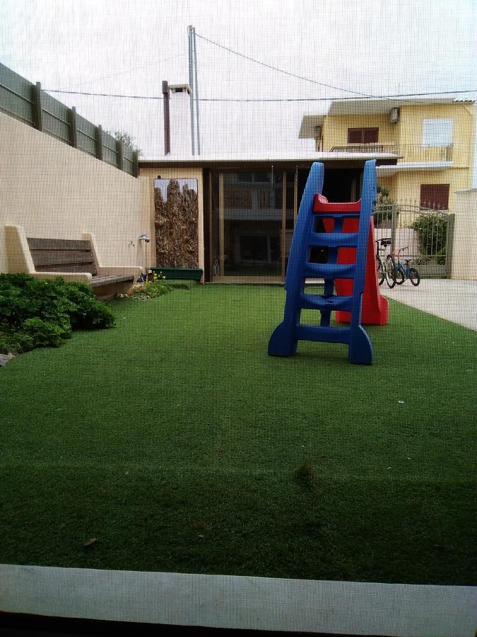 Rea'S Guest House Artemida  Exterior foto