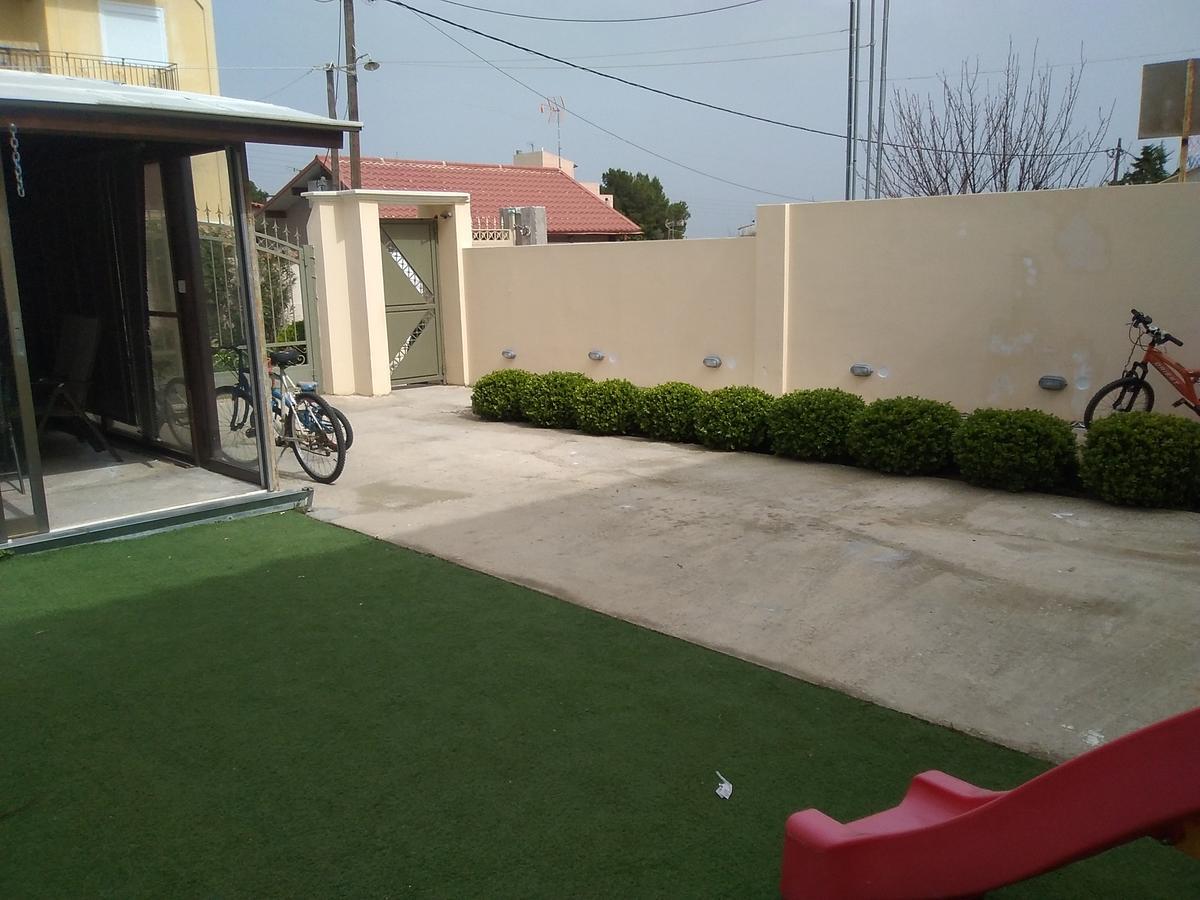 Rea'S Guest House Artemida  Exterior foto